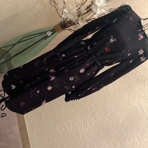 Gorgeous H&M black floral dress❤️